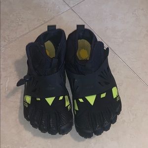 Vibram shoes